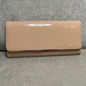 Aldo patent clutch